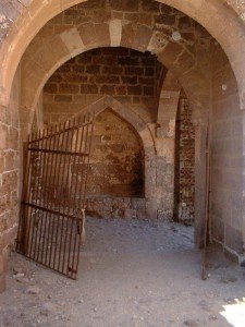 Sigri: Entrance of the fortress